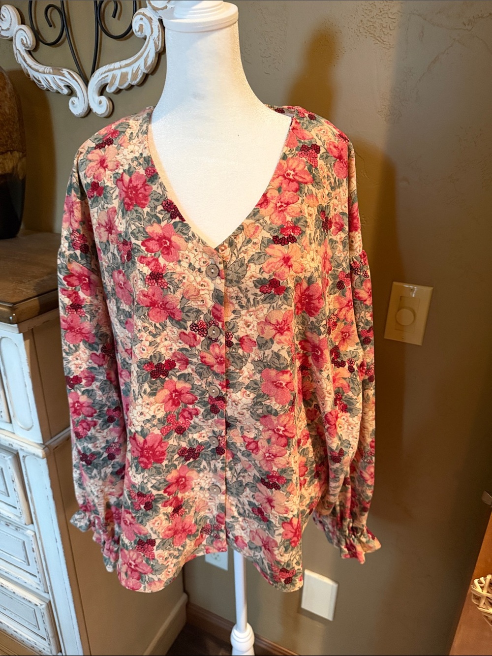 BiBi Floral Button-Front V-Neck Blouse in Pink and Green